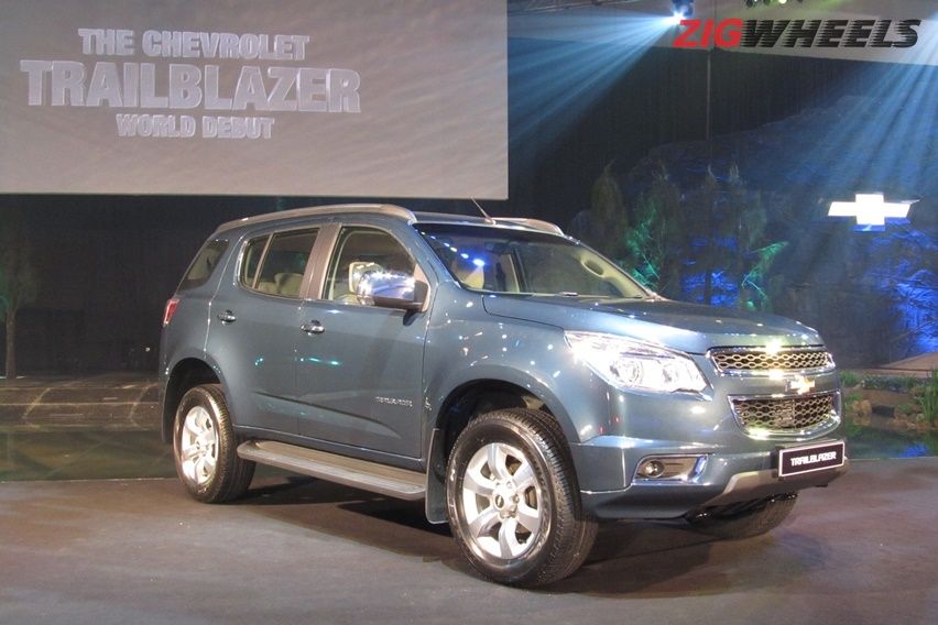 SUV 7-Seater Ini Juga Bermesin Turbo Diesel 2.800 cc, Unit Bekasnya Sangat Murah SUV 7-Seater Ini Juga Bermesin Turbo Diesel 2.800 cc, Unit Bekasnya Sangat Murah