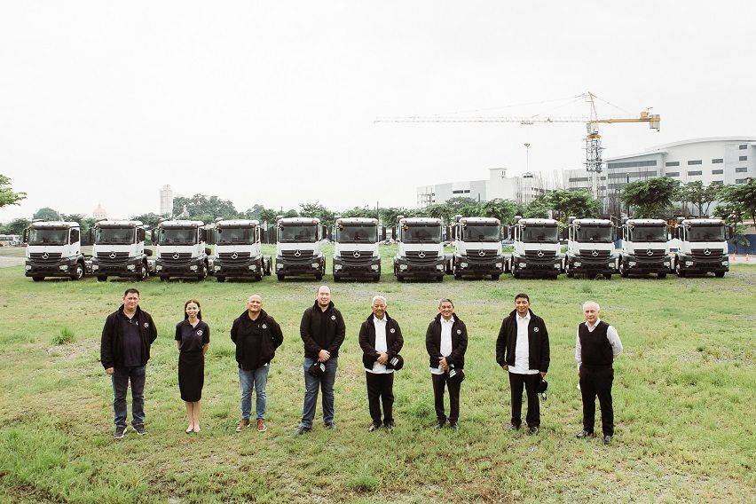 Mercedes-Benz Actros delivery