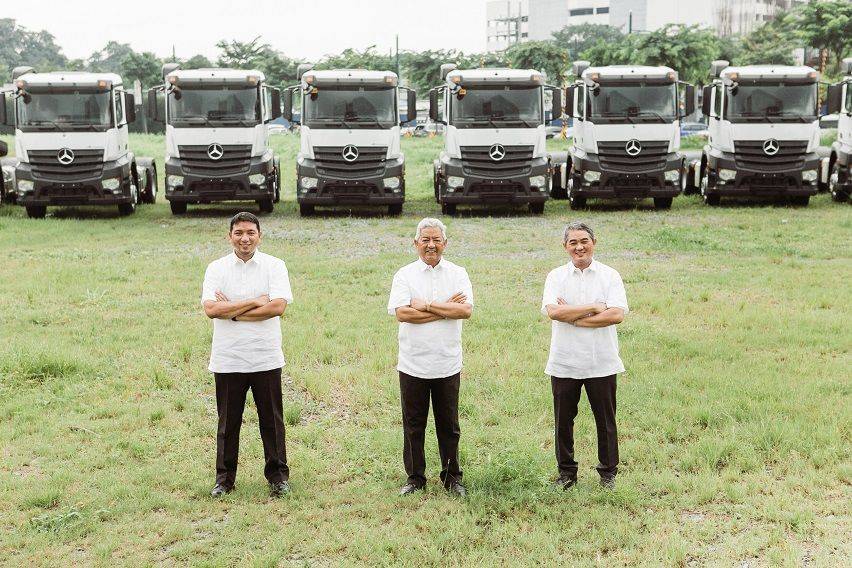 Mercedes-Benz Actros delivery