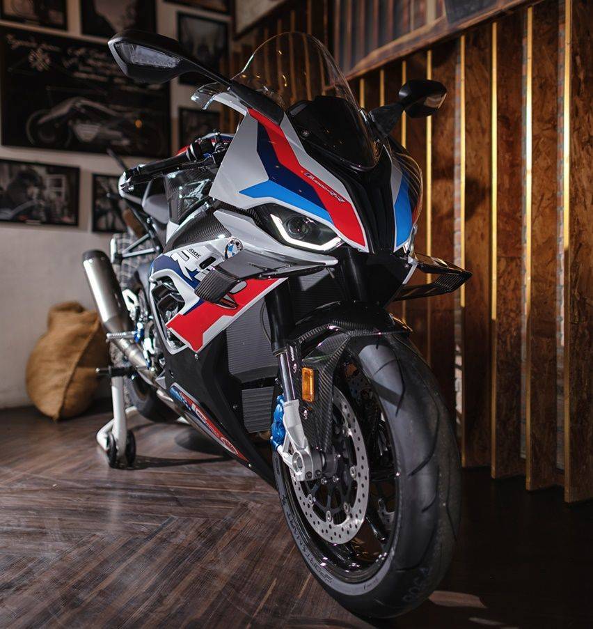 BMW M 1000 RR