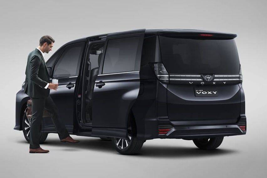 All New Toyota Voxy