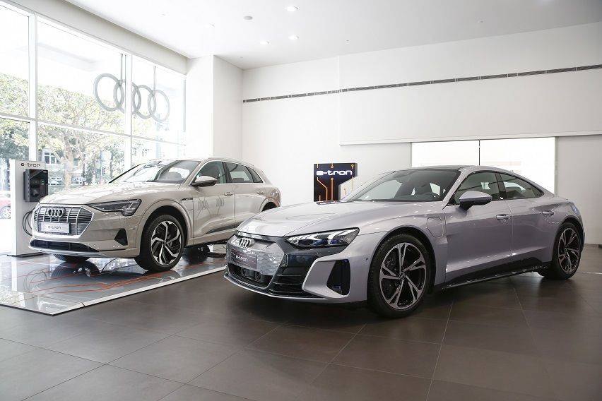 Audi e-tron GT and Audi e-tron SUV