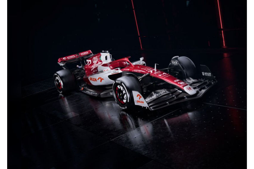 Alfa Romeo F1 Team Orlen unveils C42