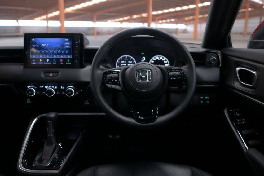 Honda HR-V RS Turbo interior