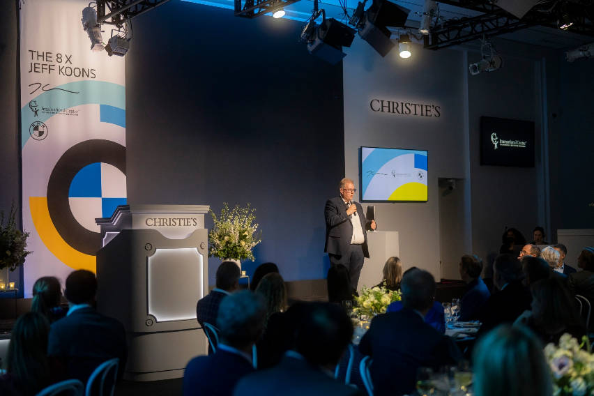 The-8-X-Jeff-Koons-auction-4