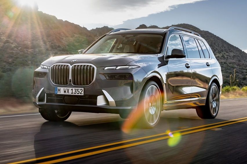 BMW Memperkenalkan X7 Facelift, Wajah Baru Bikin Pangling BMW Memperkenalkan X7 Facelift, Wajah Baru Bikin Pangling