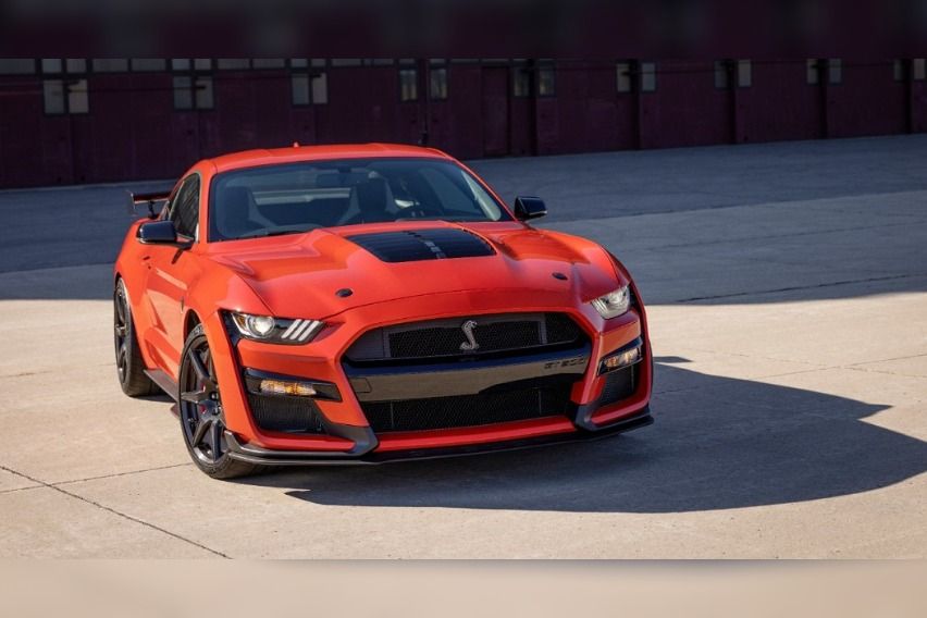 Ford Mustang is world’s best-selling sports coupe for 7 straight years Ford Mustang Shelby GT500