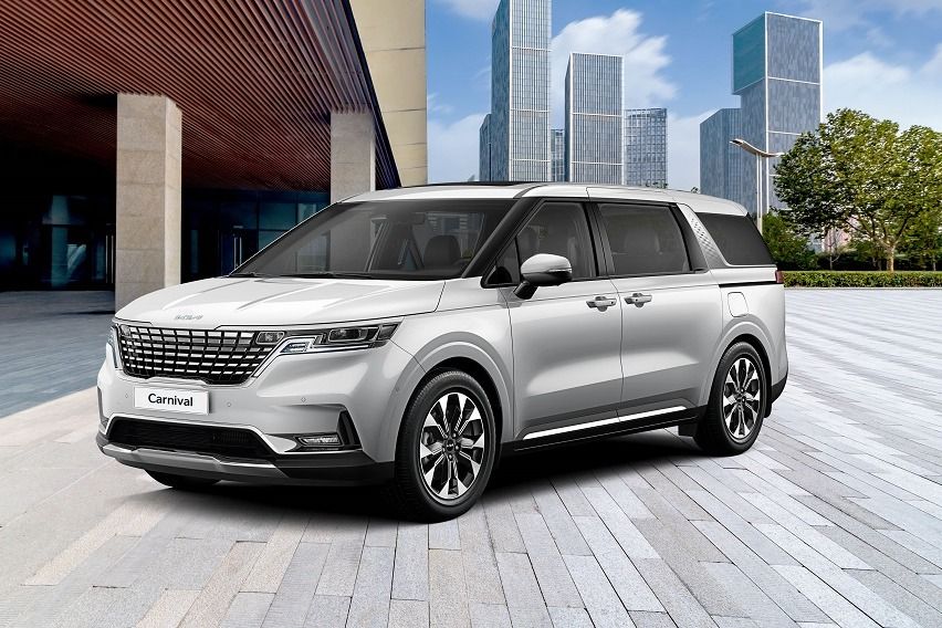 Kia claims awards with all-new Carnival Kia claims awards with all-new Carnival