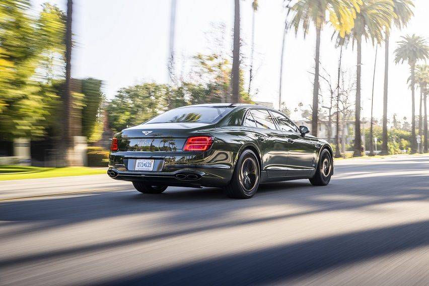 Bentley Flying Spur Hybrid