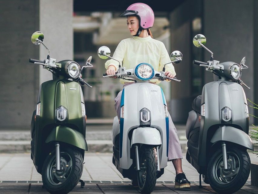 Kymco Ionex Diperkenalkan, Skuter Listrik Perkotaan Berdaya Jelajah 200 Km Kymco Ionex Diperkenalkan, Skuter Listrik Perkotaan Berdaya Jelajah 200 Km