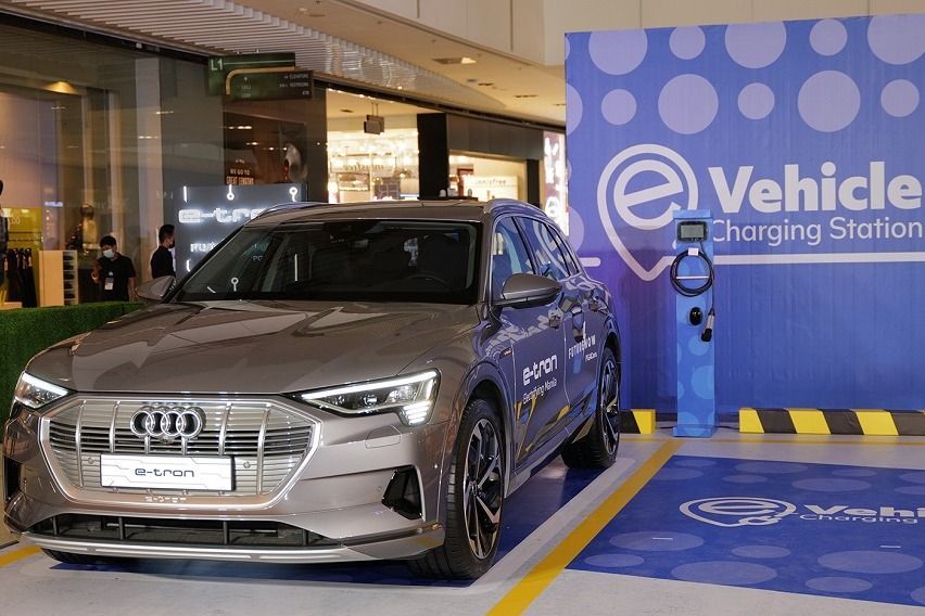 Audi e-tron SUV