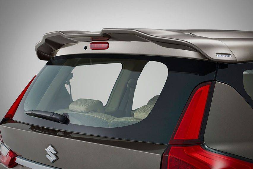 roof spoiler ertiga