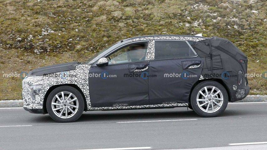 New Hyundai Kona spy shot