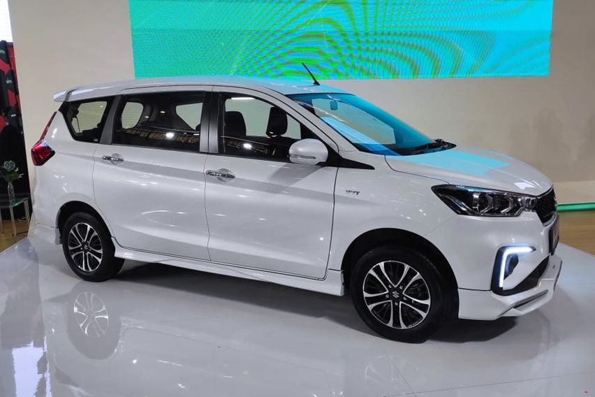 Simak 17 Perubahan yang Terjadi di New Suzuki Ertiga Mild Hybrid 2022 ertiga suzuki sport hybrid