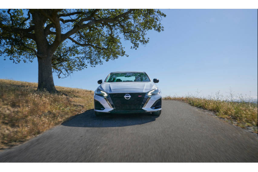 2023-altima-6
