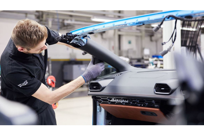 Lamborghini discusses supply chain challenges, prospects lamborghini-3