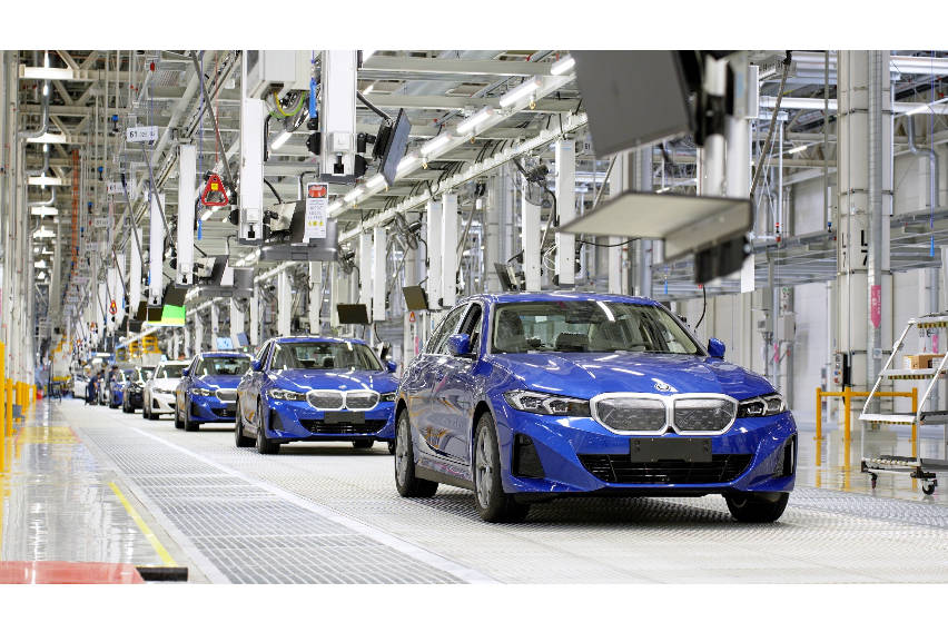 bmw-plant-lydia-2