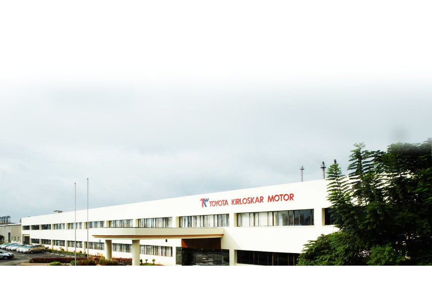 11 Reasons Why Your Car's Losing Fuel Fast