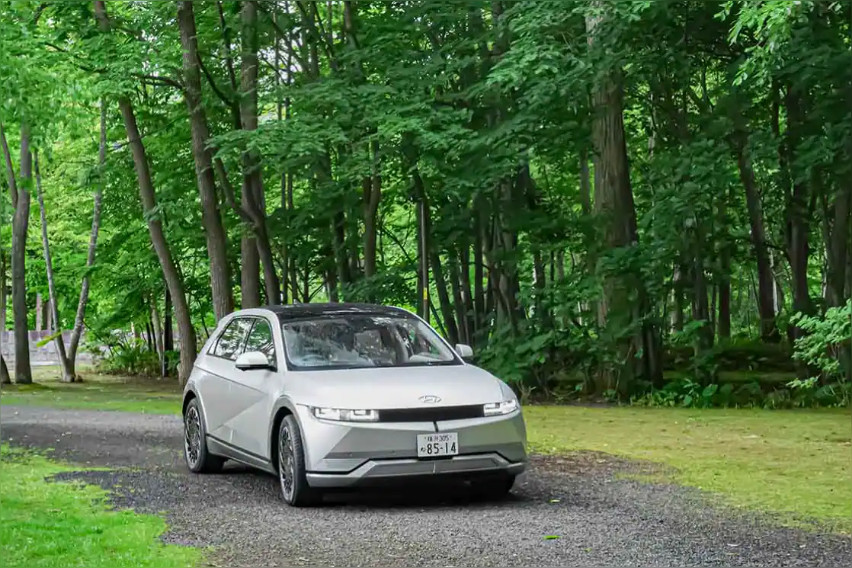 Hyundai to supply 50 Ioniq 5 Lounge EVs to MK Taxi in Kyoto ioniq 5 ev