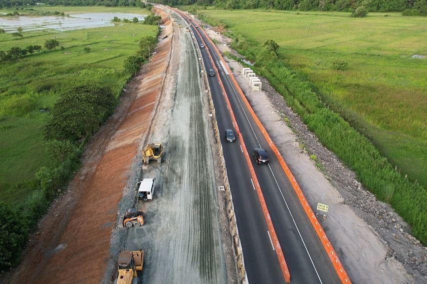 NLEX Corporation’s road-raising project in SCTEX now 50% complete SCTEX Dinalupihan road raising project