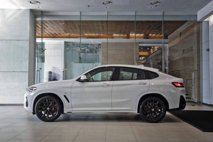 New BMW X4