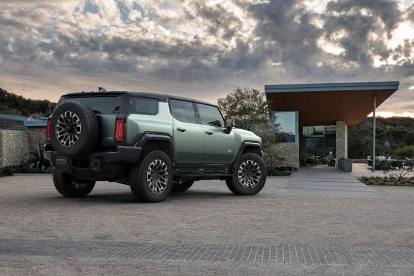 Hummer EV