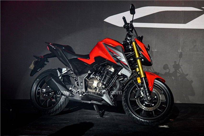 Honda CB300F 