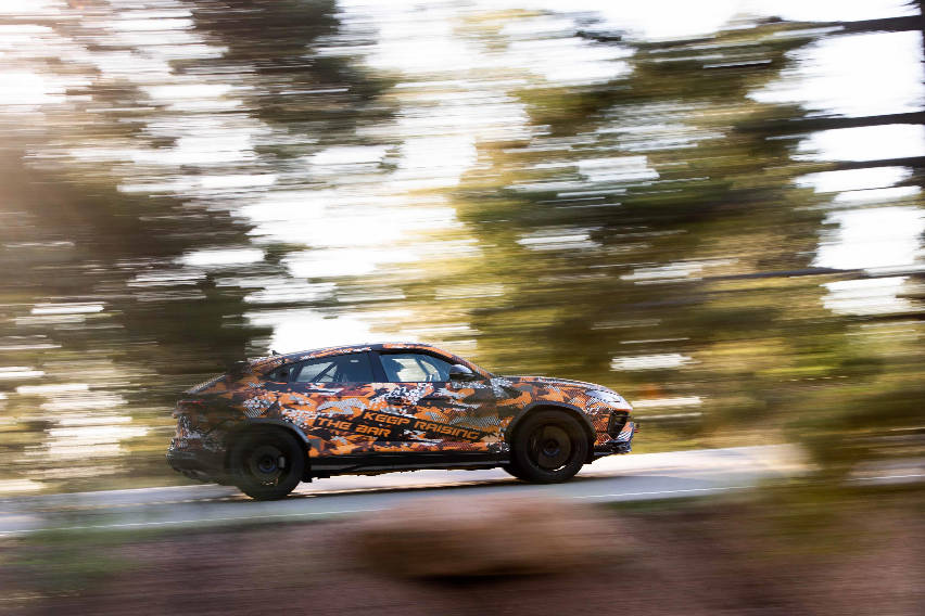 new urus conquers peaks pike 2