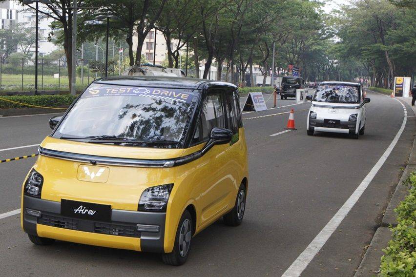 harga wuling air ev