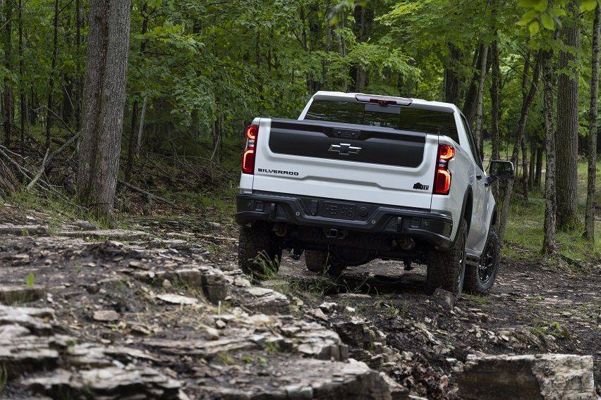 2023 Chevrolet Silverado ZR2 Bison