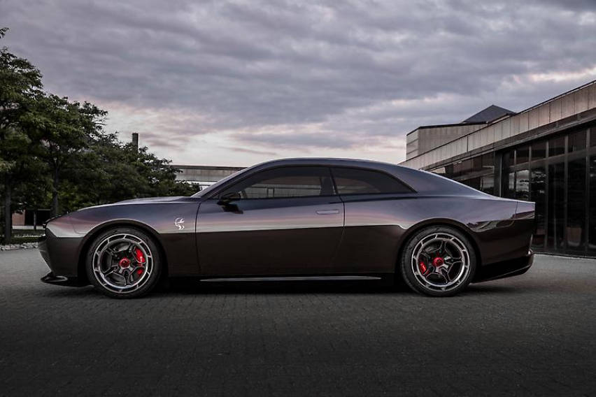 Dodge Charger Daytona SRT Concept 2