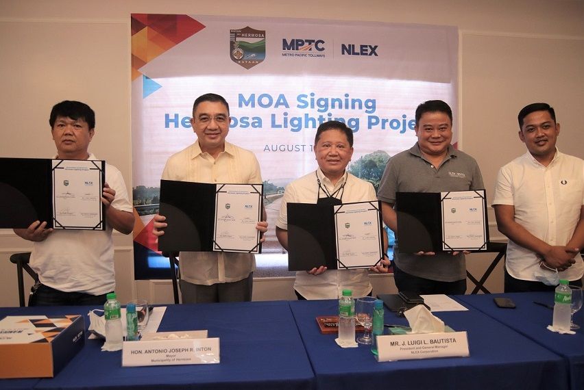 NLEX, Hermosa LGU ink deal for road lighting program NLEX Corp x Hermosa LGU MOA signing