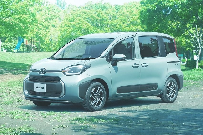 Toyota Sienta Terbaru Mempertahankan Keunikan Desain dan Kepraktisan Tinggi Toyota Sienta Terbaru Mempertahankan Keunikan Desain dan Kepraktisan Tinggi