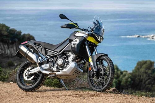 Rekomendasi Motor Adventure Tangguh Tapi "Tanggung" Rekomendasi Motor Adventure Tangguh Tapi "Tanggung"