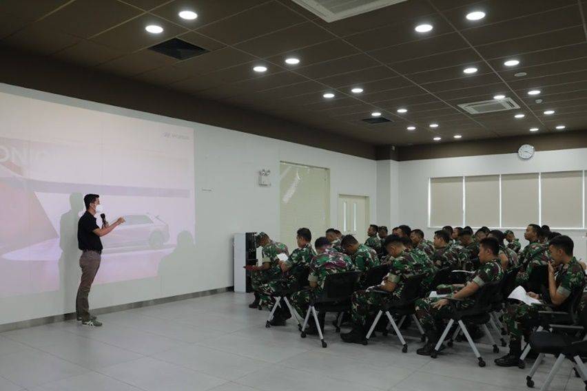 Pelatihan mobil listrik Hyundai