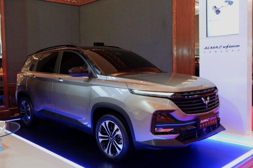 Salip Innova Zenix HEV, Wuling Luncurkan Almaz Hybrid 3 November 2022 Salip Innova Zenix HEV, Wuling Luncurkan Almaz Hybrid 3 November 2022