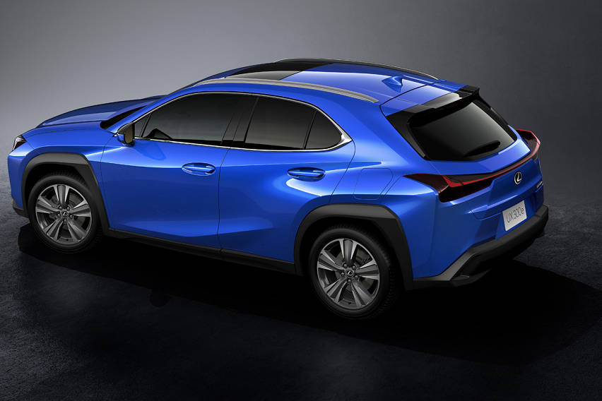 lexus ux 300e 2