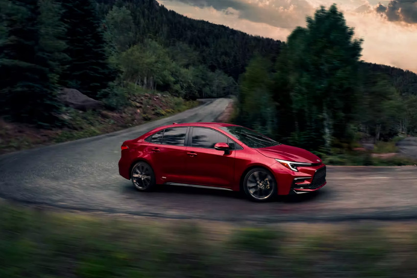 Toyota Corolla Hybrid gets new variants, Infrared Edition for 2023 2023 corolla hybrid 2