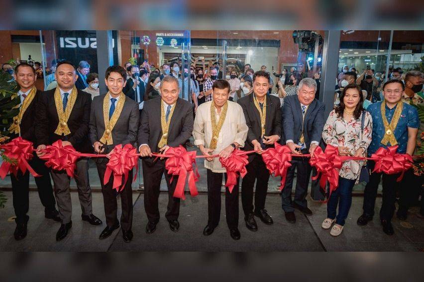 Isuzu Davao Ribbon Cutting