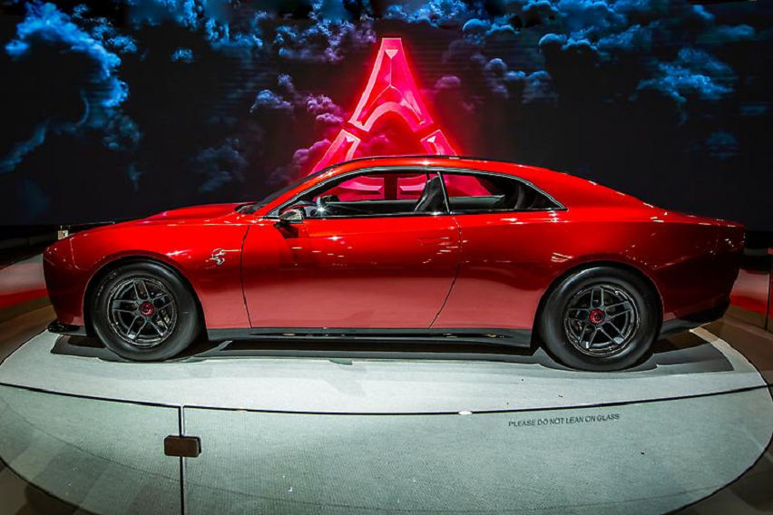 Dodge’s electric muscle car to be offered in 3 battery power levels, performance upgrades