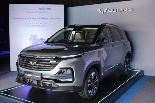 Wuling Almaz Hybrid Mengaspal, Harga Lebih Murah dari Toyota Corolla Cross Hybrid