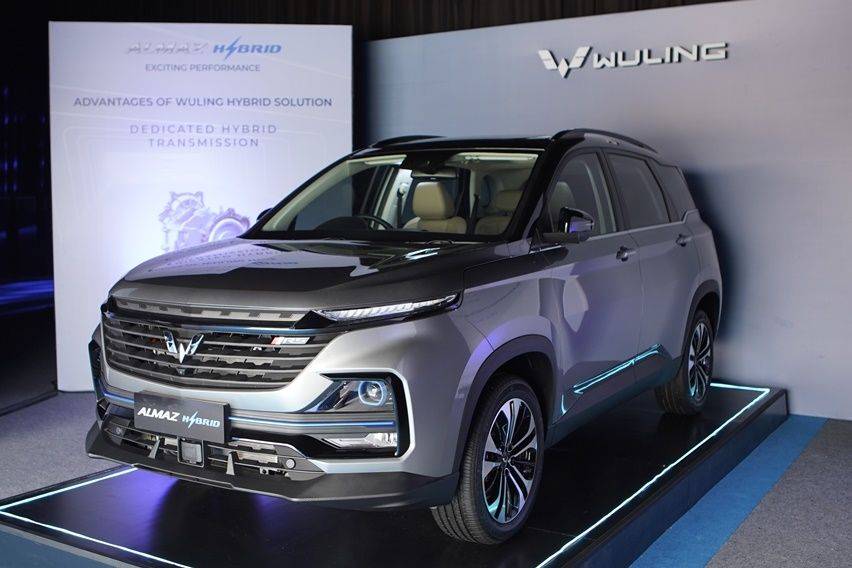 Wuling Almaz Hybrid