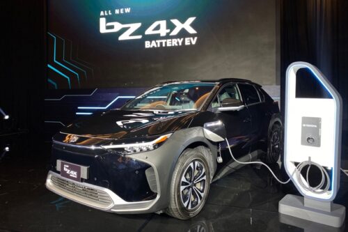 Menikmati Toyota bZ4X Pakai KINTO, Segini Biayanya