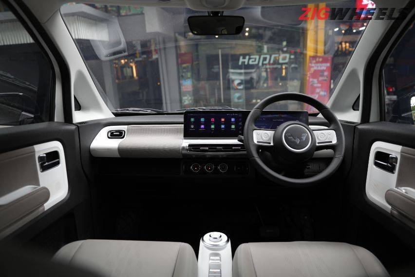 wuling air ev interior