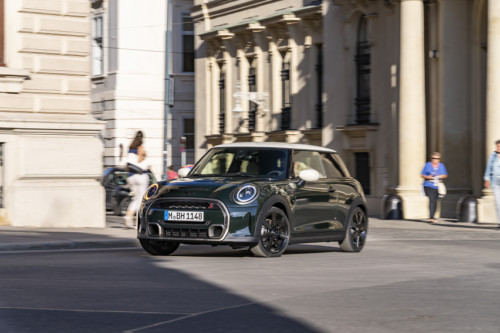 Mini Resolute Edition now on PH roads