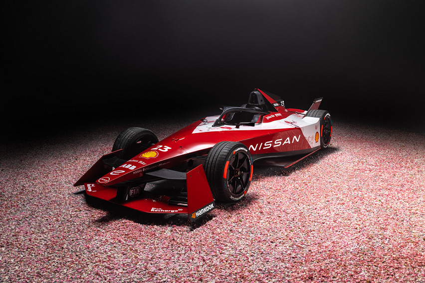 Nissan debuts cherry blossoms-clad Gen3 car at pre-season testing nissan formula e race car