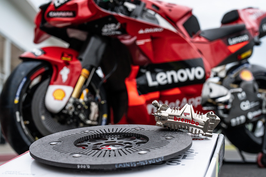 Brembo celebrates contribution to more than 600 motorsport world title wins  brembo celebrates more than 600 world titles