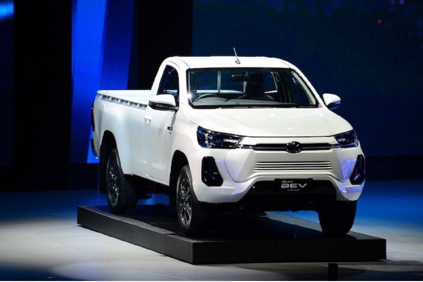 Toyota Hilux BEV