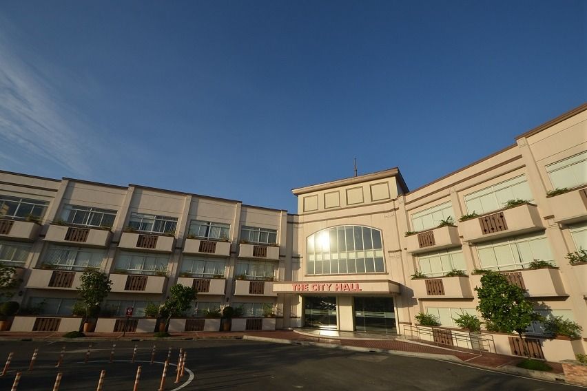 Motorcycles can now use bike lanes in Valenzuela Valenzuela City Hall