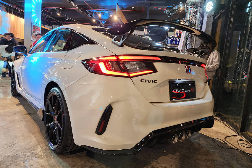 6th-gen honda civic type r 3